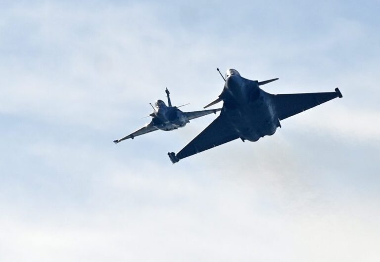 Nema straha – Rafalei preletom obilježio otvaranje spomenika poginuloj djeci u Gružu