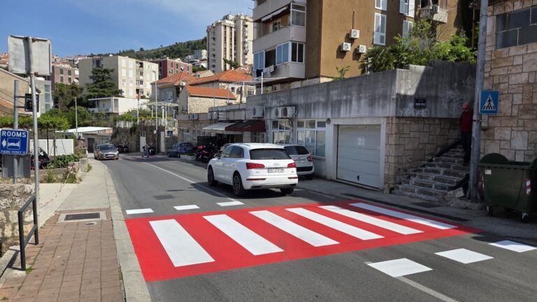 Grad Dubrovnik objavio javnu nabavu za izvođenje radova na izgradnji sustava oborinske odvodnje u Ulici Andrije Hebranga
