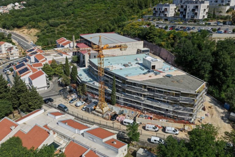 DOGRADNJA OŠ MOKOŠICA U ZAVRŠNOJ FAZI Raspisana javna nabava za opremanje novih prostora
