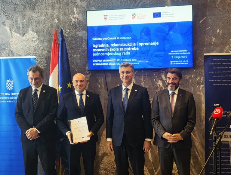 Dubrovačko-neretvanskoj županiji uručen ugovor za dogradnju OŠ don Mihovila Pavlinovića vrijedan 11,3 milijuna eura