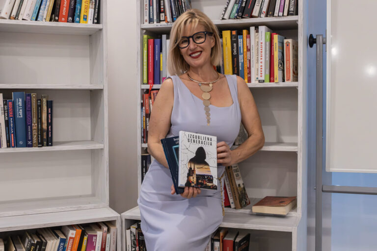 Održana književna večer s Rosie Kugli: O porazima koji grade šampione, surovom odrastanju mladih i tragovima kulturne baštine
