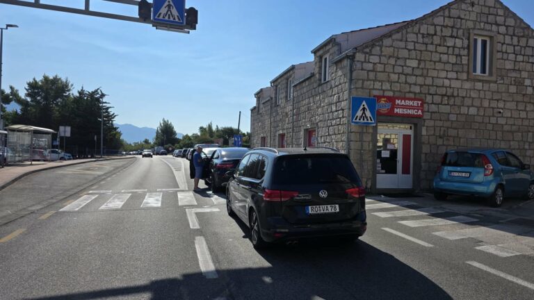 Kolona od granice do Čilipa