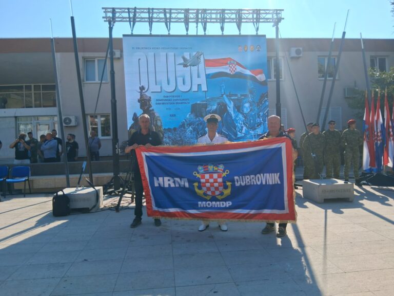 Udruga dubrovačkih branitelja HRM na svečanosti u Kninu