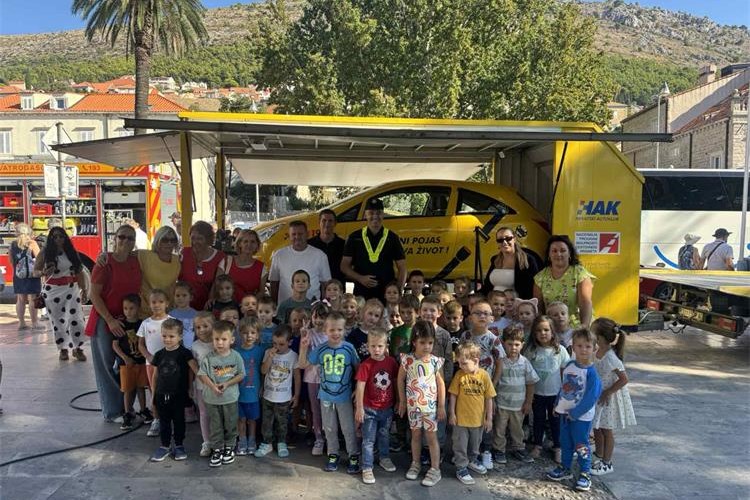 Korak ispred rizika: Dubrovačka prometna policija nastavlja preventivne aktivnosti