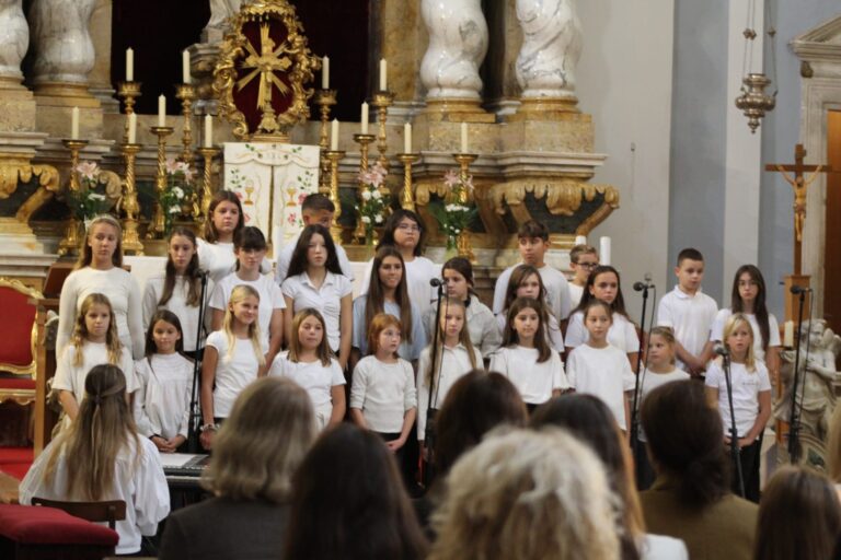Da se ne zaboravi – Koncert školske djece u crkvi Male Braće